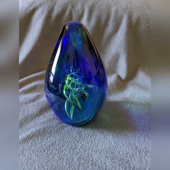 Art Glass Helix Blue and Green Swirls Egg Shaped 4.5" Paperweight - Picture 1 of 8